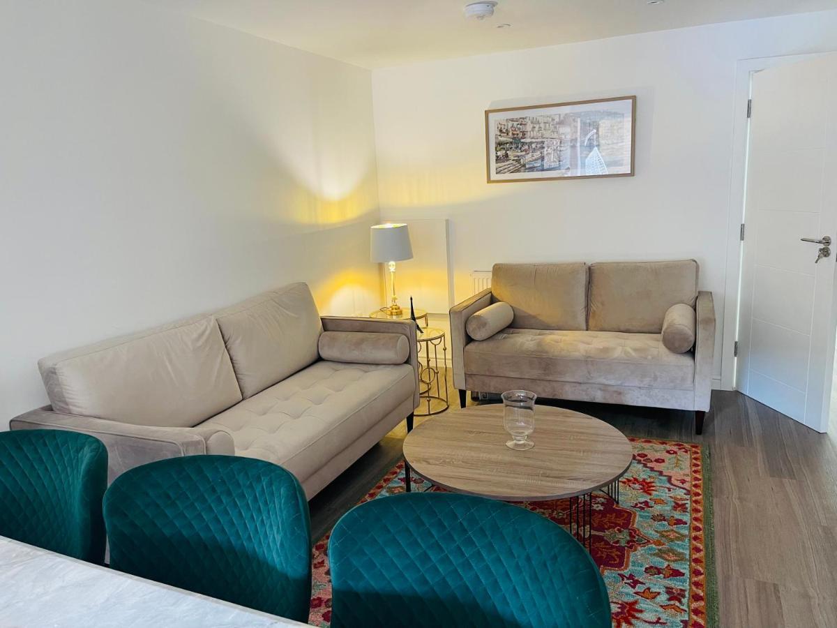 Riverside Premium Double Room Garden View E14 ロンドン エクステリア 写真